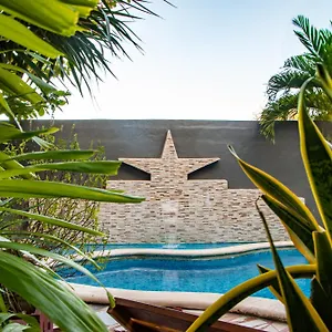 casa-colonial-tulum.allrivieramayahotels.com/